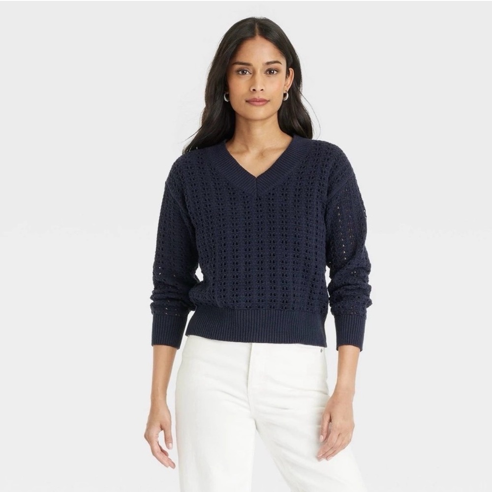 Universal Thread Goods Co. Womens Navy Blue Knit Crewneck Sweater 🎀
